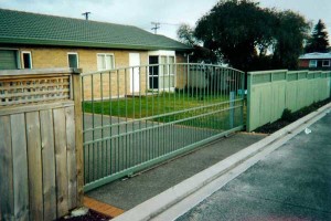 product-Wrought%20Iron%20sliding%20gates-Wrought-Iron-Sliding-Gate-4[1]